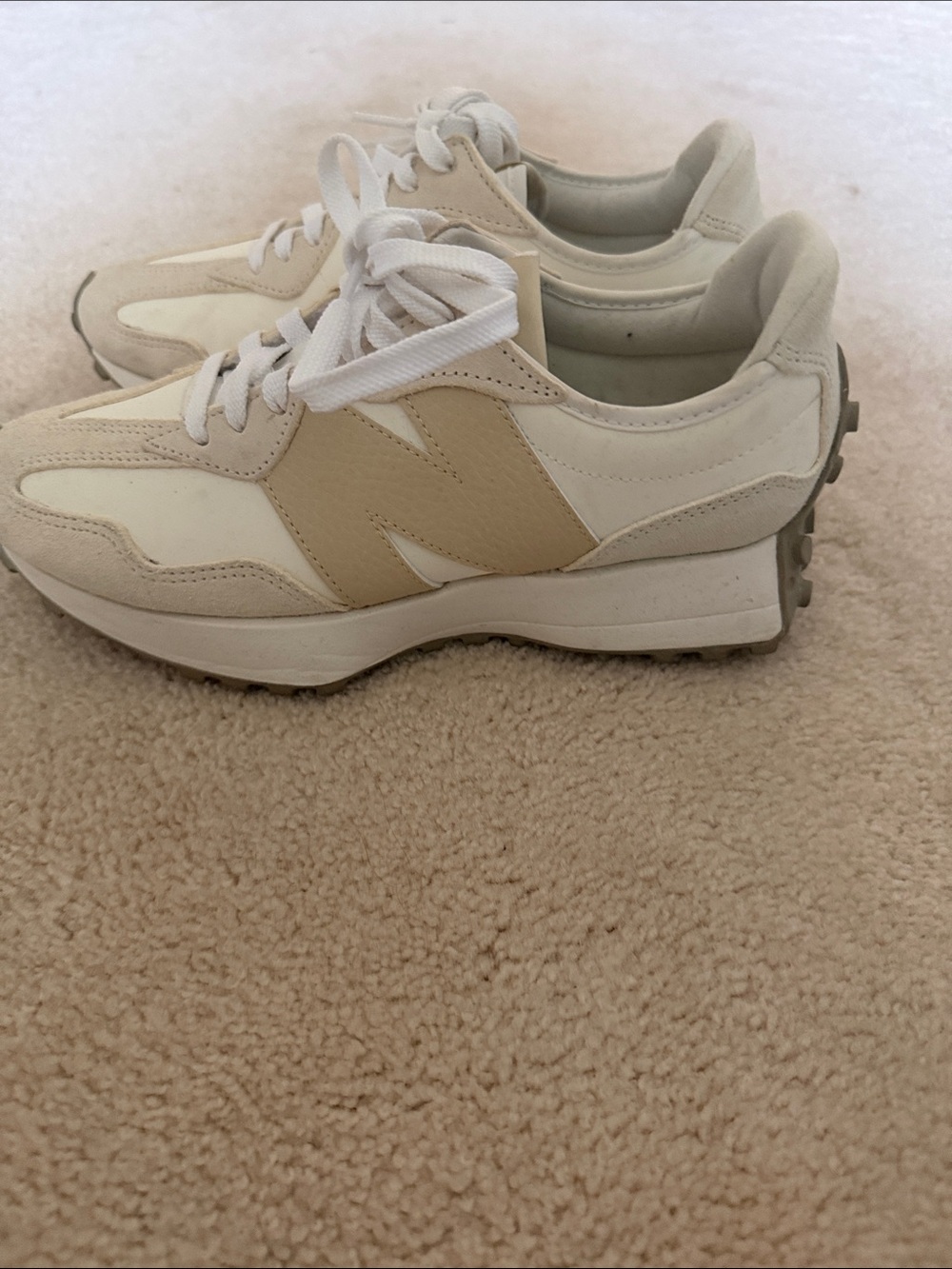 New Balance Beige and White Women's Sneakers - Picture 5 of 5